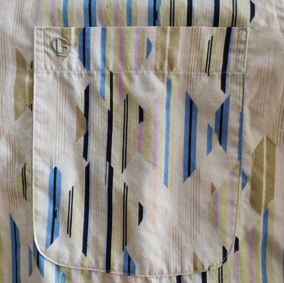 GUY LAROCHE MONSIEUR COTTON RETRO SHORT SLEEVE BUTTON UP SHIRT. MEDIUM. - Picture 4 of 9